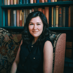 Kathleen Curtis headshot